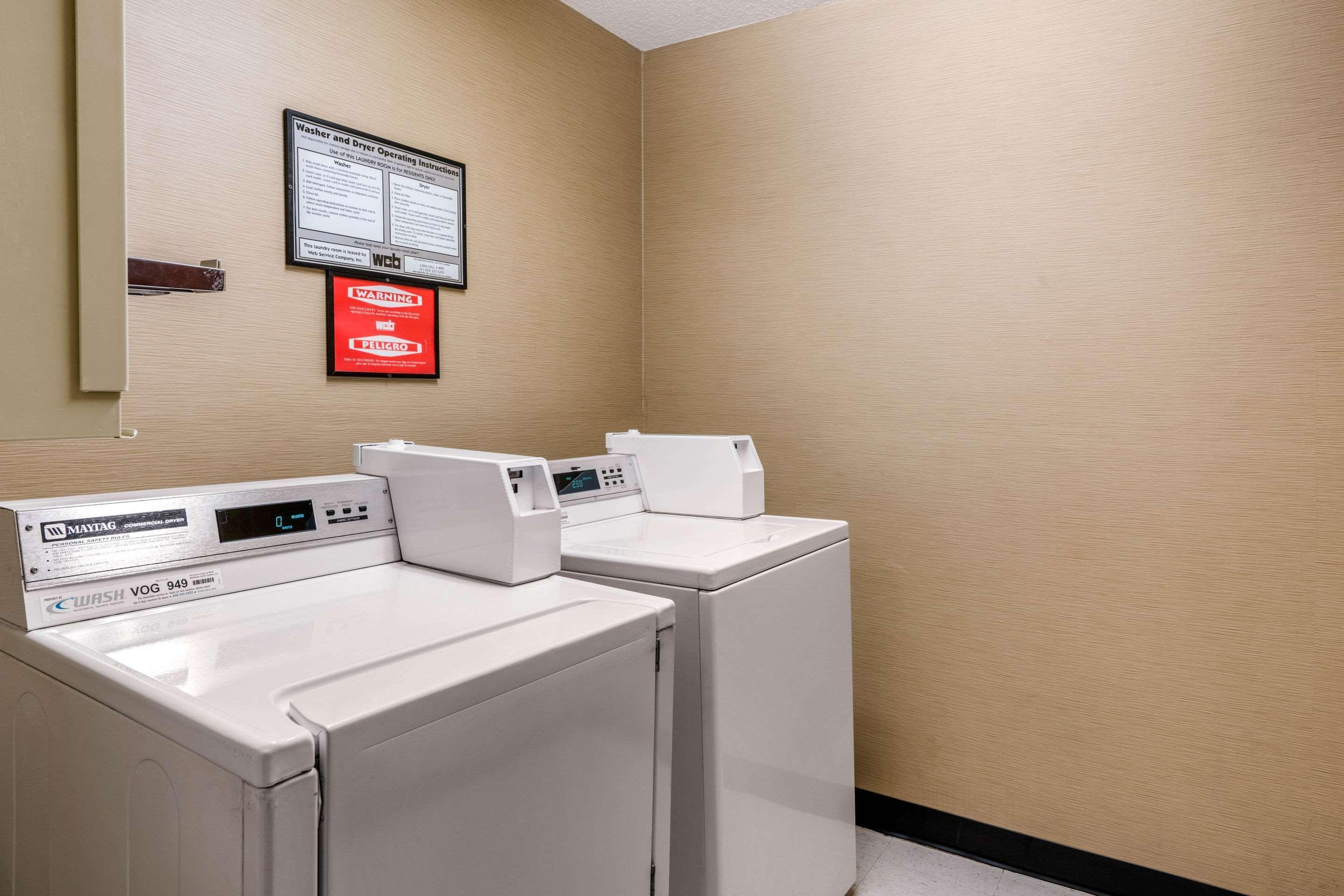 Comfort Inn Lathrop Stockton Airport מראה חיצוני תמונה