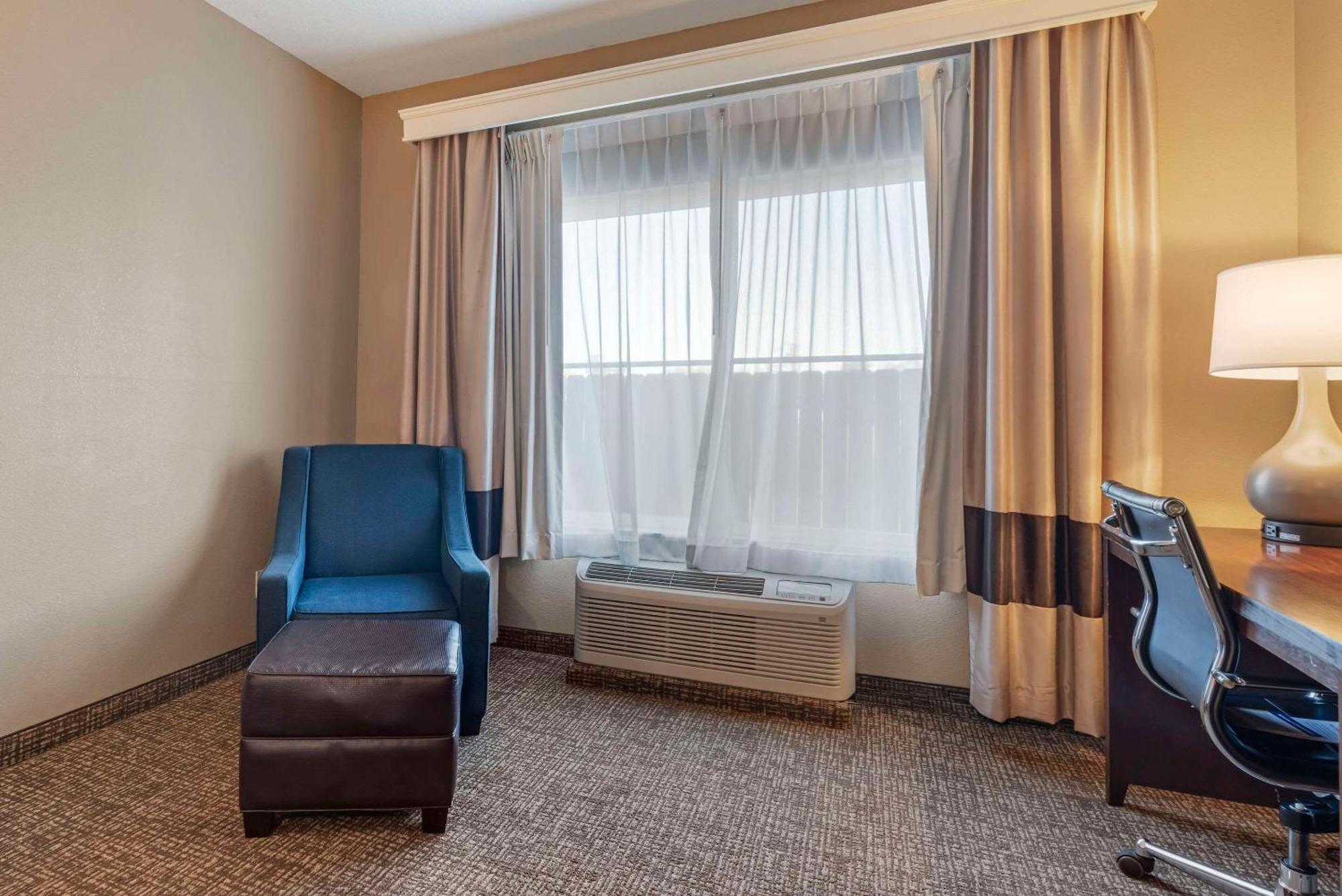 Comfort Inn Lathrop Stockton Airport מראה חיצוני תמונה