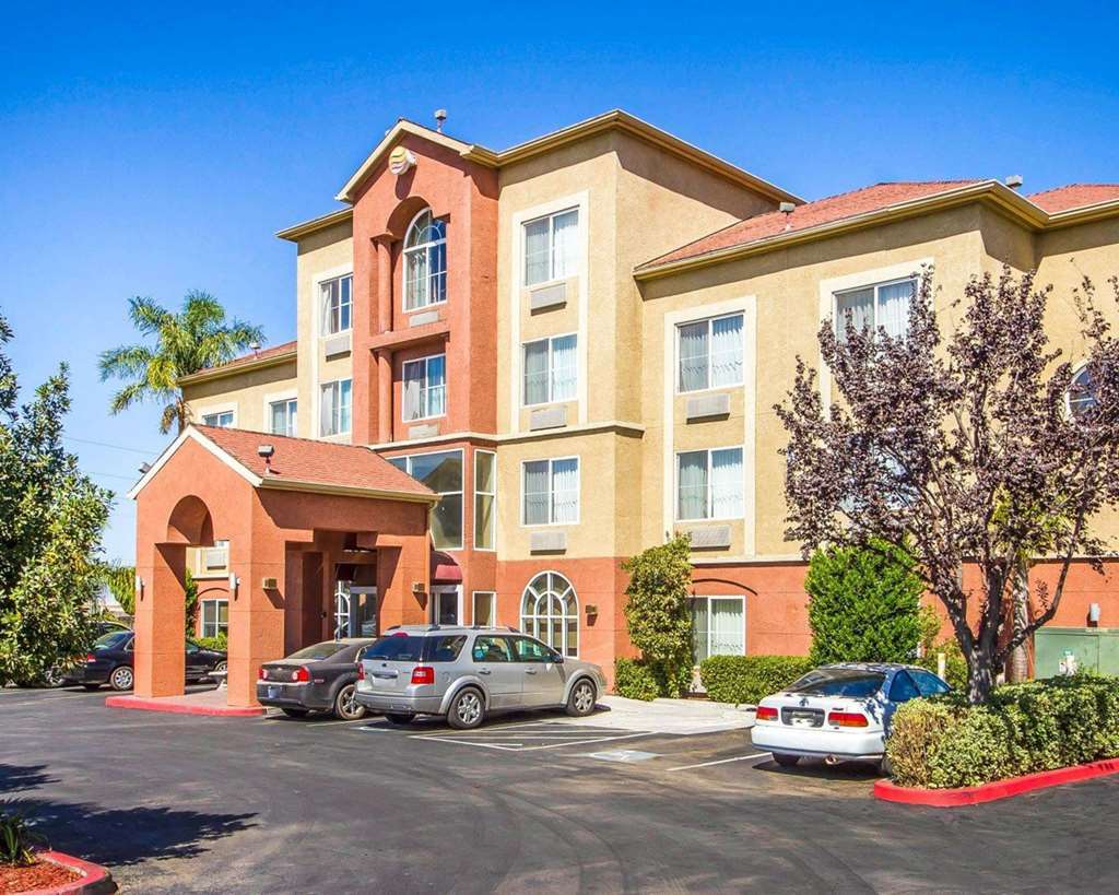 Comfort Inn Lathrop Stockton Airport מראה חיצוני תמונה
